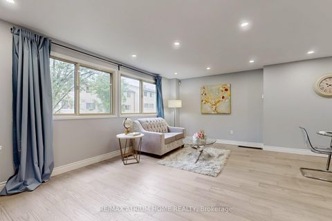 Photo 1 at 10 Townsend Road, Hillcrest Village, Toronto