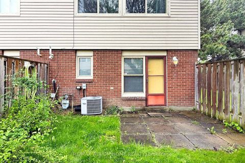 Photo 21 at 10 Townsend Road, Hillcrest Village, Toronto