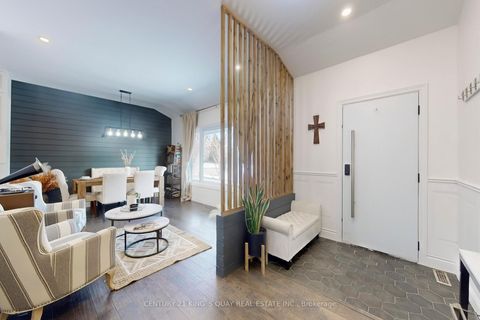 Photo 1 at 618 Sunset Boulevard, Newcastle, Clarington