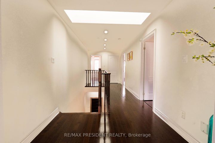 Photo 12 at 16 Bassett Crescent, Credit Valley, Brampton