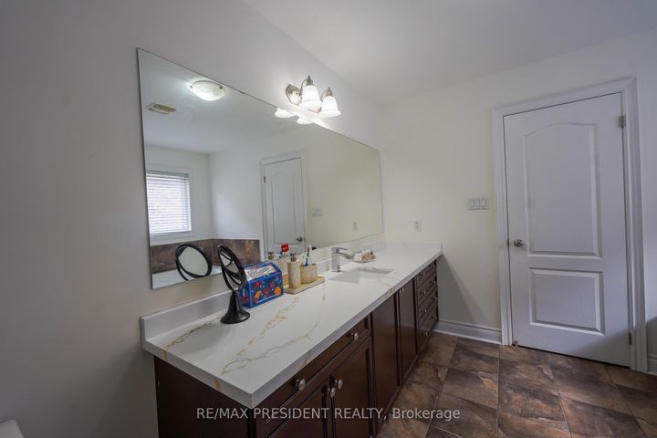 Photo 15 at 16 Bassett Crescent, Credit Valley, Brampton