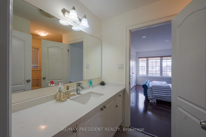 Photo 18 at 16 Bassett Crescent, Credit Valley, Brampton