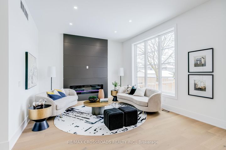 Photo 14 at 642 Annland Street, Bay Ridges, Pickering