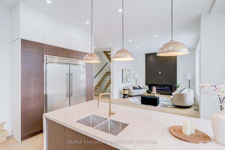 Photo 16 at 642 Annland Street, Bay Ridges, Pickering