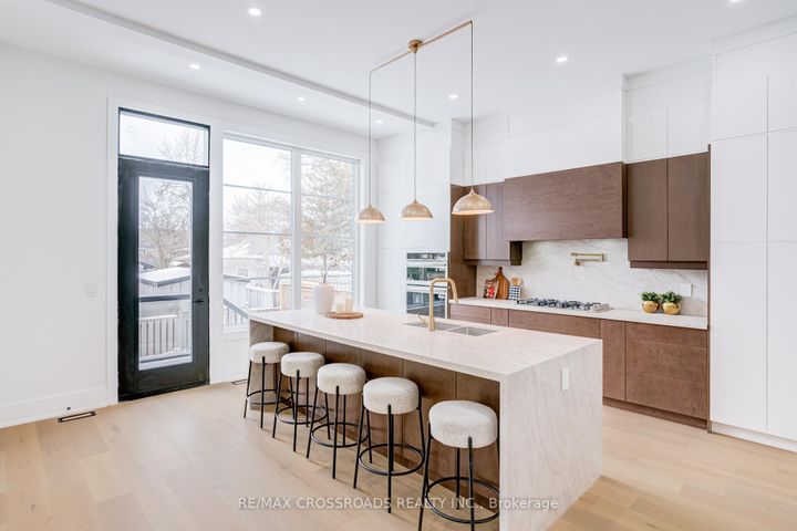 Photo 17 at 642 Annland Street, Bay Ridges, Pickering