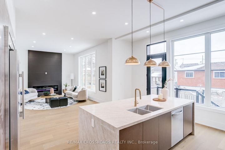 Photo 18 at 642 Annland Street, Bay Ridges, Pickering