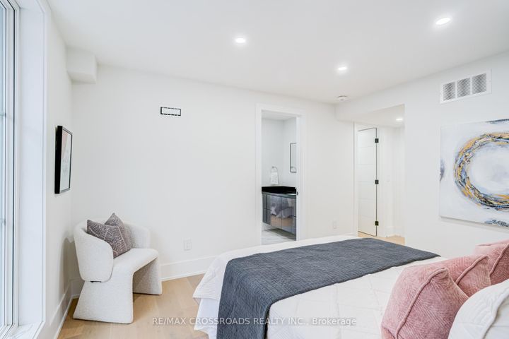 Photo 30 at 642 Annland Street, Bay Ridges, Pickering