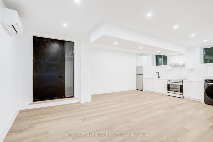 Photo 44 at 642 Annland Street, Bay Ridges, Pickering