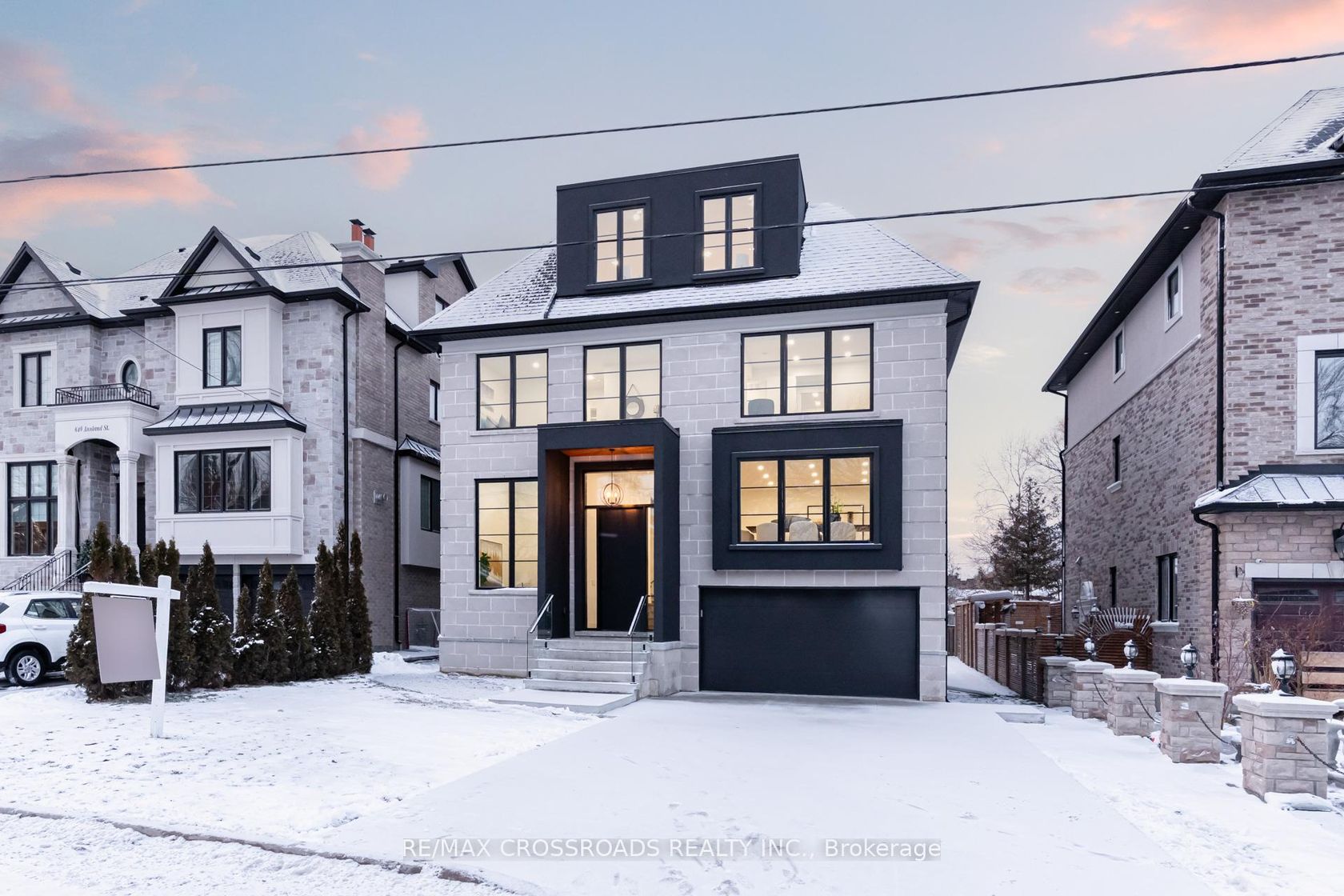 642 Annland Street, Bay Ridges, Pickering 2