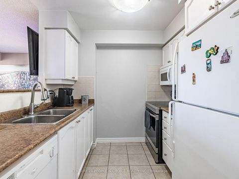 Photo 10 at 2526 - 700 Humberwood Boulevard, Clairville, Toronto