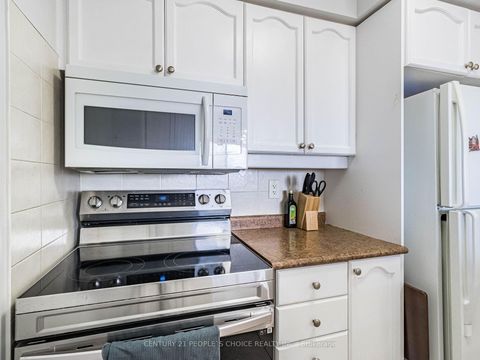 Photo 12 at 2526 - 700 Humberwood Boulevard, Clairville, Toronto