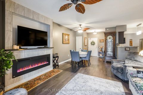Photo 17 at 210 - 40 Ferndale Drive S, Ardagh, Barrie