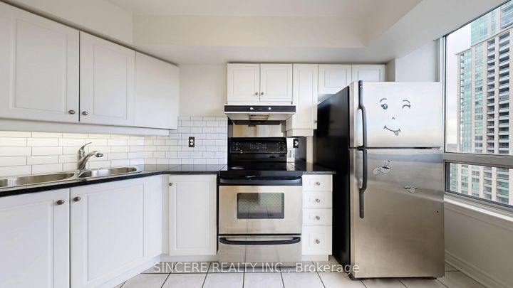 Photo 17 at 1112 - 2 Rean Drive, Bayview Village, Toronto