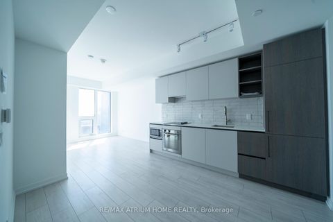 Photo 4 at 4212 - 55 Mercer Street, Waterfront Communities C1, Toronto