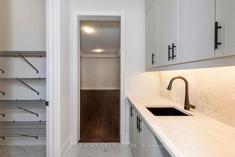 Photo 10 at 275 BALLANTYNE Boulevard, Vellore Village, Vaughan