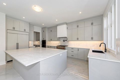 Photo 13 at 275 BALLANTYNE Boulevard, Vellore Village, Vaughan