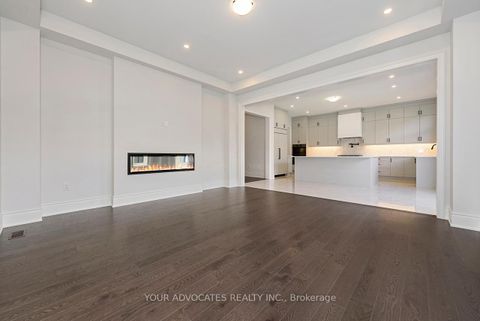 Photo 18 at 275 BALLANTYNE Boulevard, Vellore Village, Vaughan