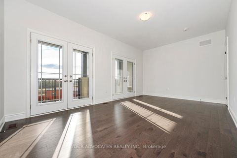 Photo 21 at 275 BALLANTYNE Boulevard, Vellore Village, Vaughan