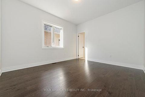 Photo 26 at 275 BALLANTYNE Boulevard, Vellore Village, Vaughan