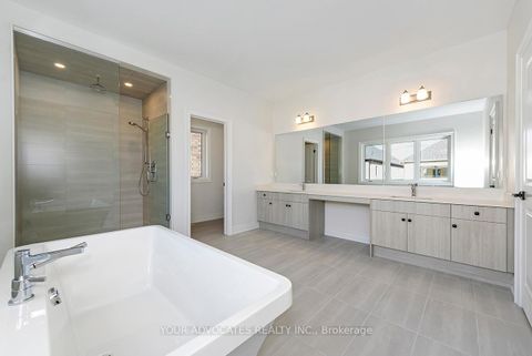 Photo 32 at 275 BALLANTYNE Boulevard, Vellore Village, Vaughan