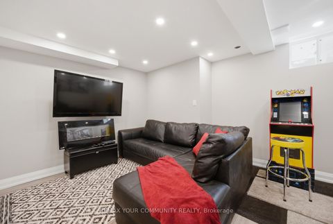 Photo 30 at 41 Torah Gate, Patterson, Vaughan