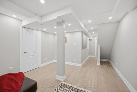 Photo 32 at 41 Torah Gate, Patterson, Vaughan