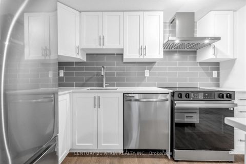 Photo 13 at 2108 - 58 Elizabeth Street S, Mill Pond, Richmond Hill