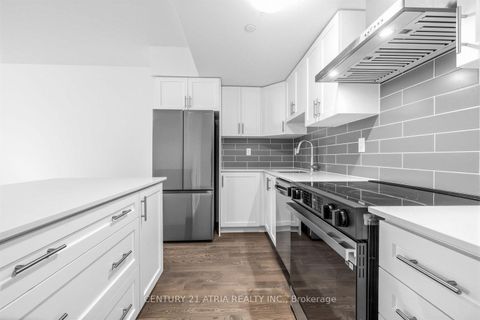 Photo 15 at 2108 - 58 Elizabeth Street S, Mill Pond, Richmond Hill