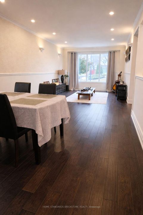 Photo 2 at 122 Lowe Boulevard, Leslie Valley, Newmarket