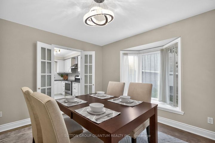 Photo 7 at 314 Leacock Avenue, RO River Oaks, Oakville