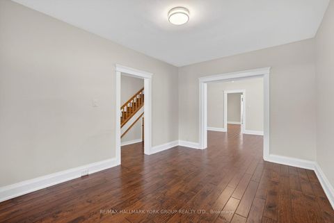 Photo 5 at 119 Temperance Street, Aurora Village, Aurora