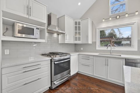 Photo 14 at 119 Temperance Street, Aurora Village, Aurora