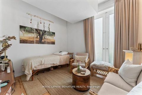 Photo 17 at 154 Harbord Street, Annex, Toronto