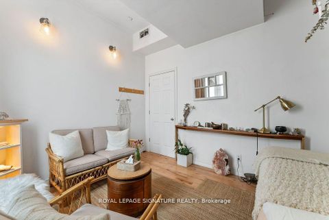 Photo 18 at 154 Harbord Street, Annex, Toronto