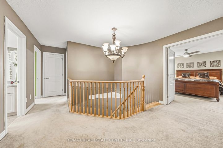 Photo 20 at 120 Valiant Circle, Binbrook, Hamilton