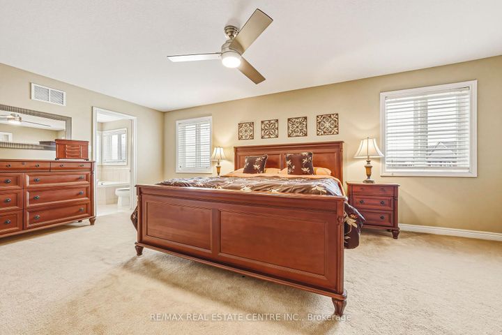 Photo 21 at 120 Valiant Circle, Binbrook, Hamilton