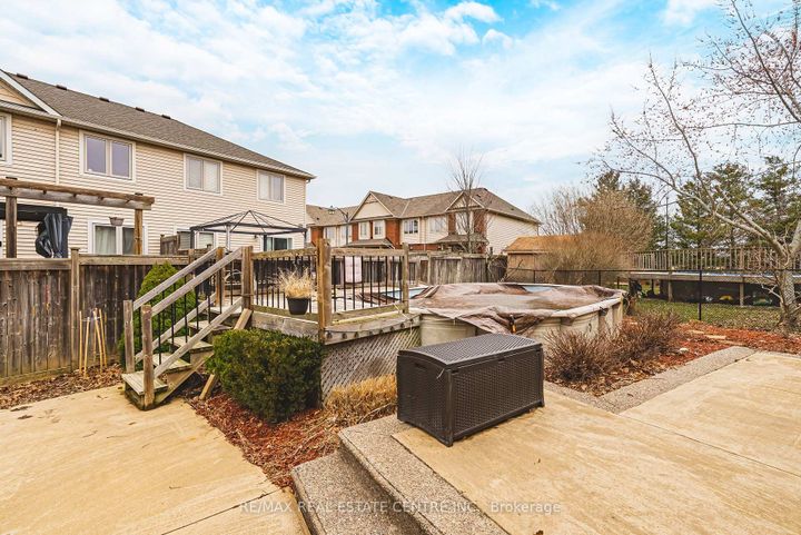 Photo 40 at 120 Valiant Circle, Binbrook, Hamilton