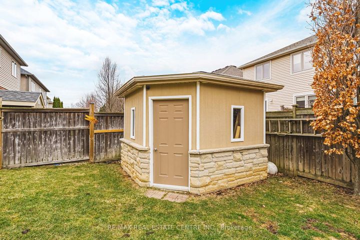 Photo 42 at 120 Valiant Circle, Binbrook, Hamilton