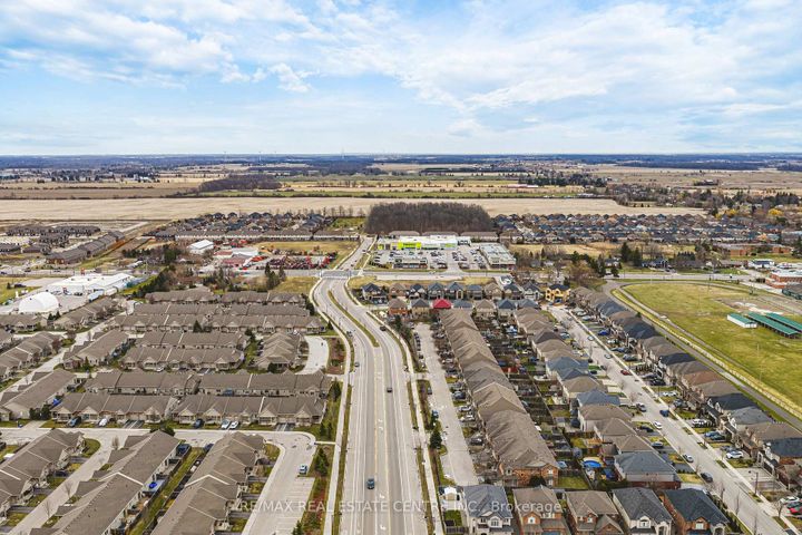 Photo 48 at 120 Valiant Circle, Binbrook, Hamilton