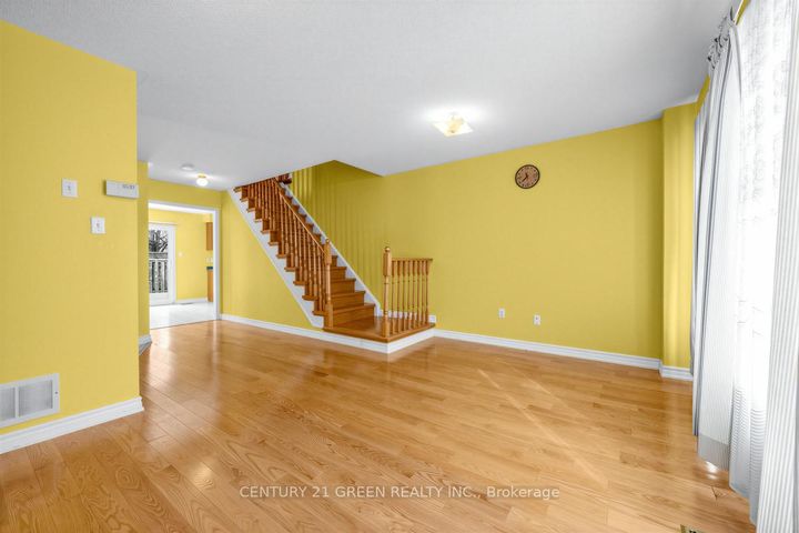 Photo 8 at 45 Dolphin Song Crescent, Wellington, Brampton