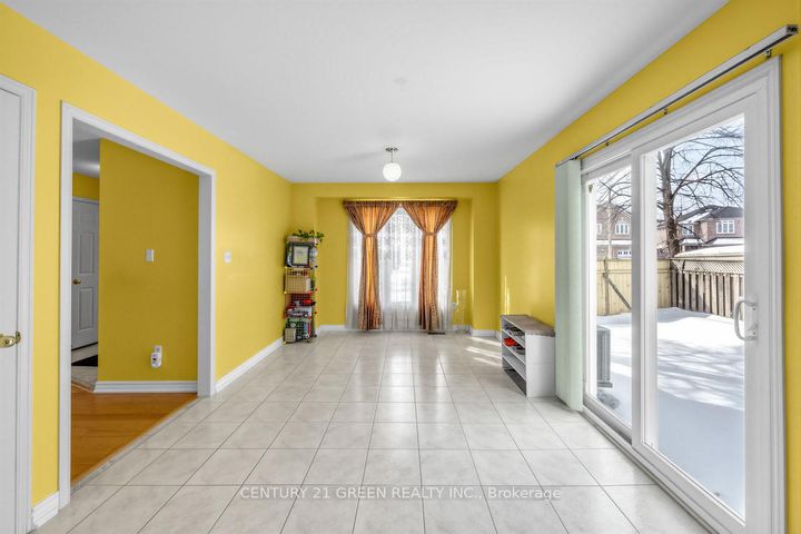 Photo 19 at 45 Dolphin Song Crescent, Wellington, Brampton