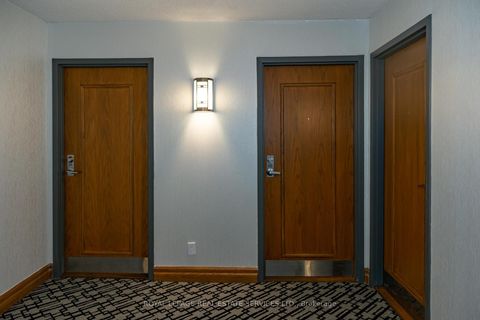 Photo 3 at 212 - 7 Concorde Place, Don Mills, Toronto