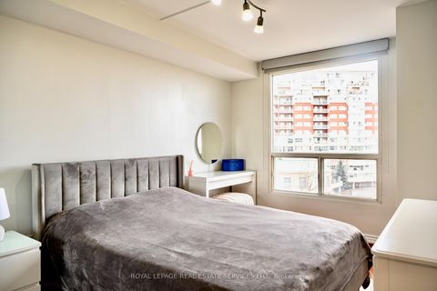 Photo 10 at 212 - 7 Concorde Place, Don Mills, Toronto