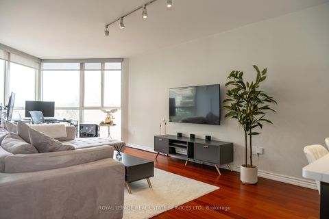 Photo 15 at 212 - 7 Concorde Place, Don Mills, Toronto