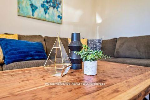 Photo 8 at 272 Phillip Murray Avenue N, Lakeview, Oshawa