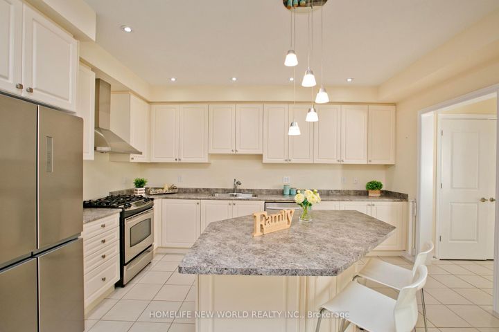 Photo 12 at 45 Demott Avenue, Cornell, Markham