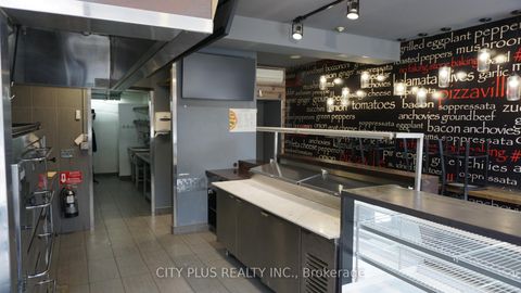 Photo 4 at 580 Bloor Street W, Annex, Toronto