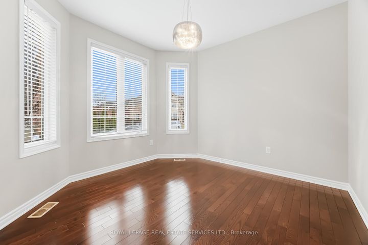 Photo 6 at 2383 Calloway Drive, WM Westmount, Oakville