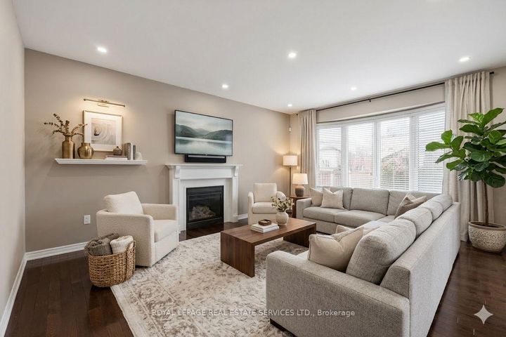 Photo 11 at 2383 Calloway Drive, WM Westmount, Oakville