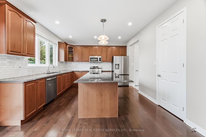 Photo 21 at 2383 Calloway Drive, WM Westmount, Oakville